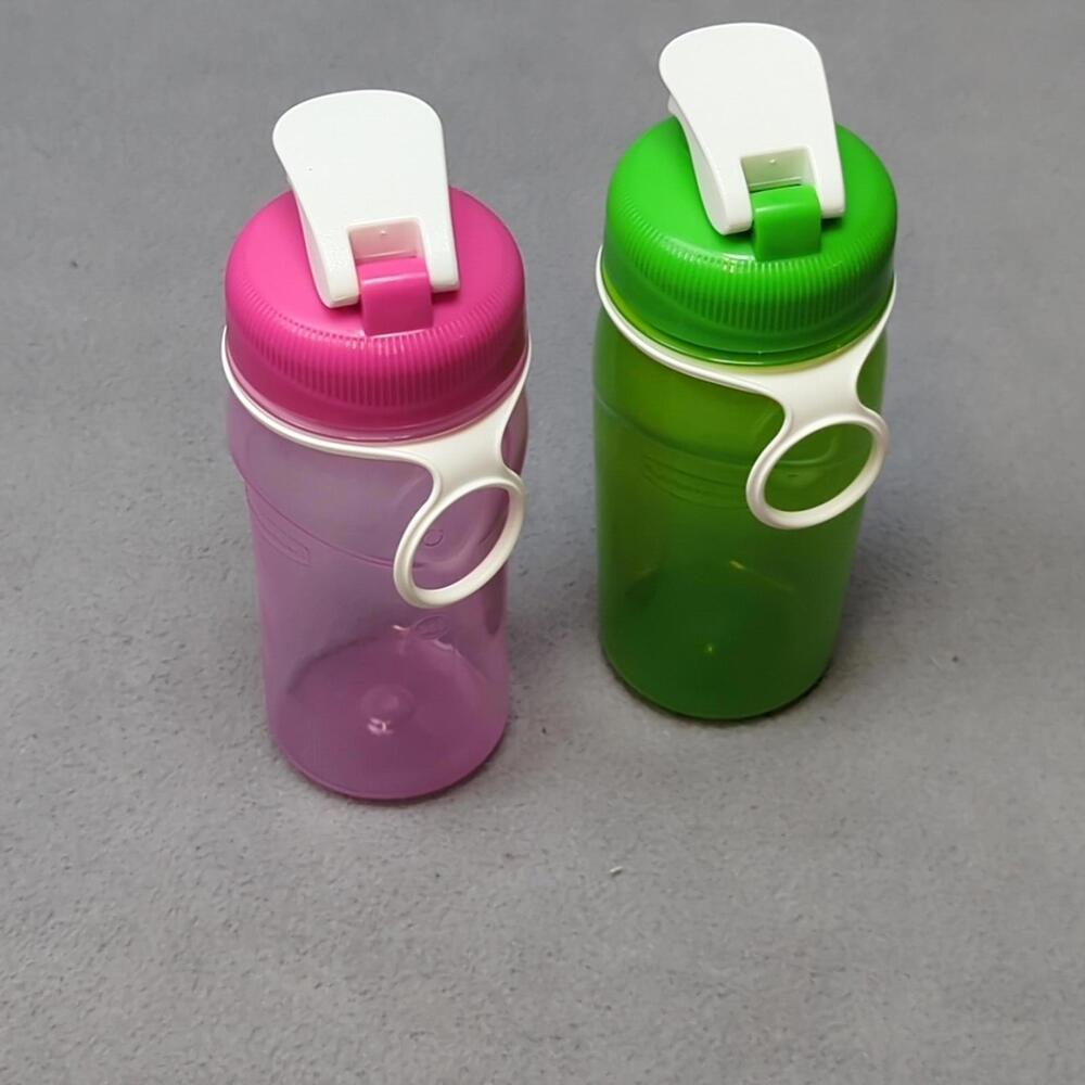 Set of 2 RUBBERMAID Chug Style Flip Top 14 oz. Plastic Drink Bottles 7M21 - Picture 4 of 7